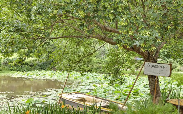 Yeoju Haneuljeongwon Pension