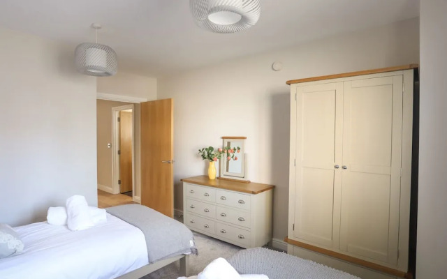 4 Pen Llanw Tides Reach