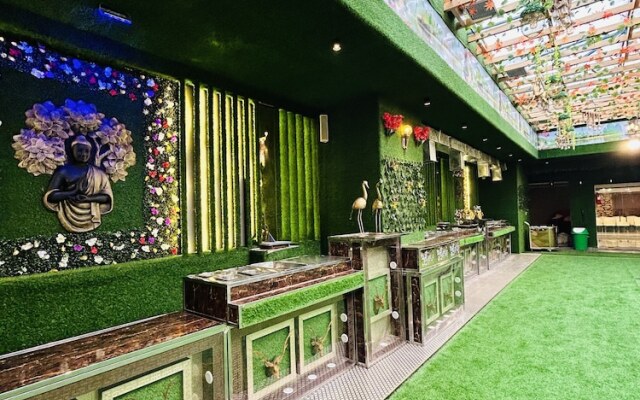 Shree Jee Hotel