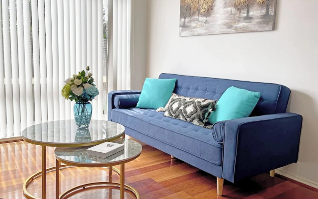 Hallam 5BRM Rental Entire House