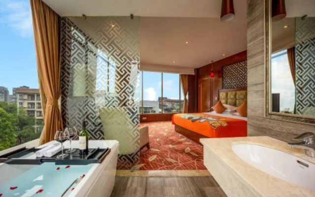 Ruihao Art Boutioue Hotel