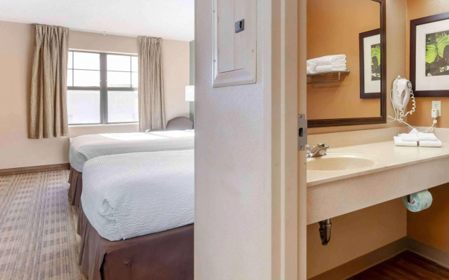 Extended Stay America Select Suites - Appleton - Fox Cities