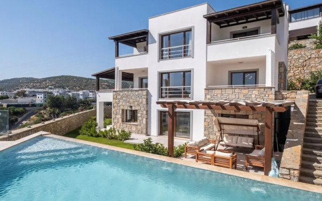 Villa Castle