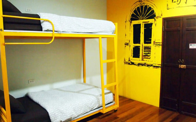Sunny Hostel Phuket