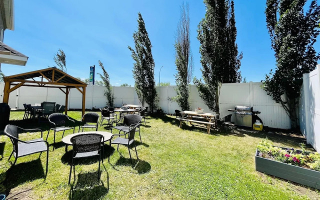 Super 8 Grande Prairie