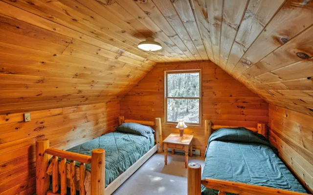 Private South Boardman Cabin on 10 Forest Acres!