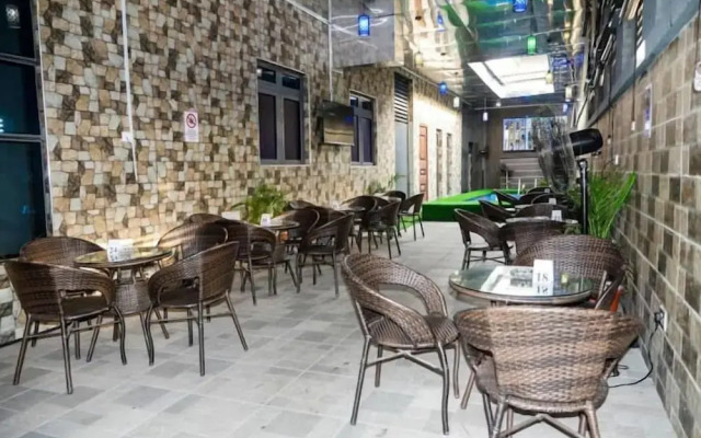 Grand Pallazo Hotel and Suites