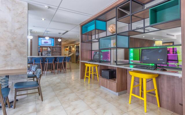 Holiday Inn Miami - International Airport by IHG