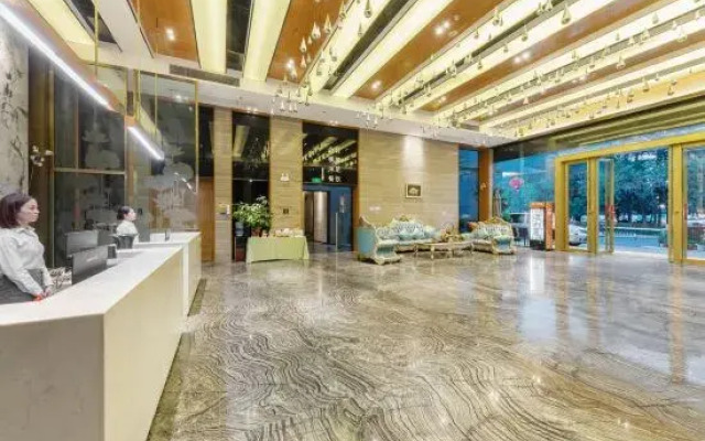 Yunzhu No.1 Hotel (Guangzhou Pazhou Dongguan Bus Terminal)