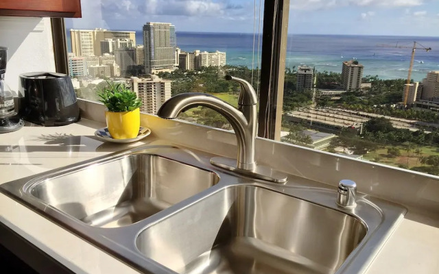 Vacation Rentals Hawaiian Monarch