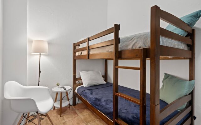 Otium Rentals Penthouse w 2 Terraces