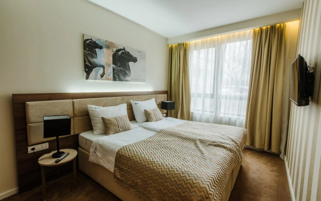 Hotel Nais