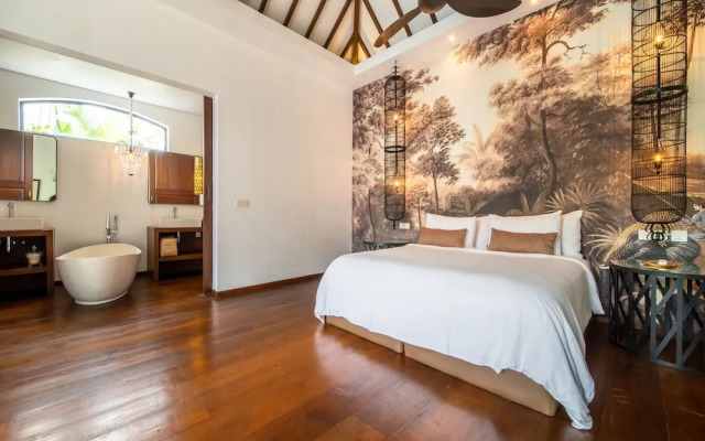Splendid Private Villa, 4 BR, Canggu With Staff