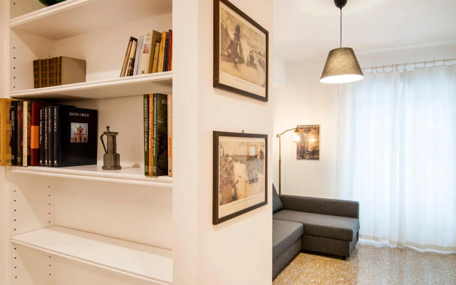 Vatican Museums Roomy Apartment