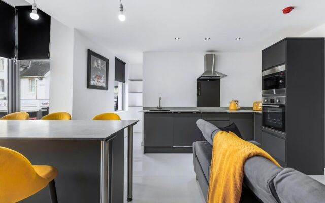 Winter Garden Apartments by Sasco