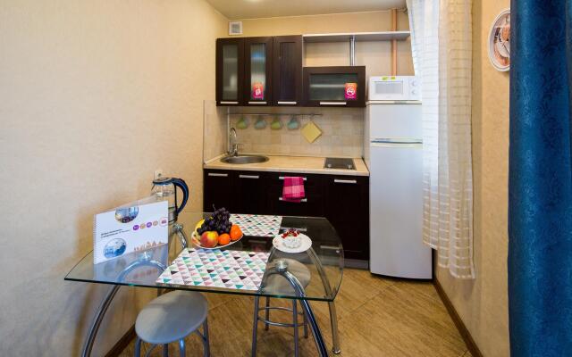 9 nights on Shaposhnikov Street 2