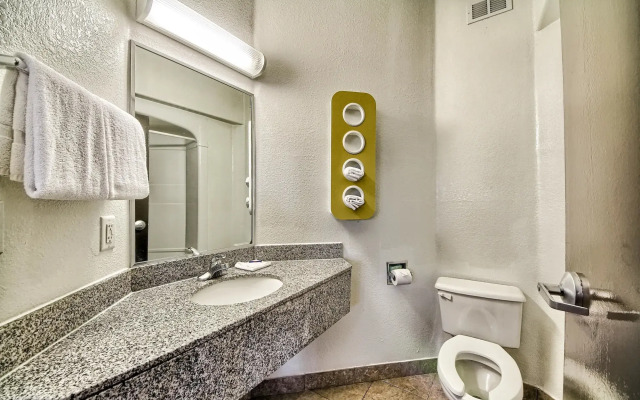 Motel 6 Mission, TX