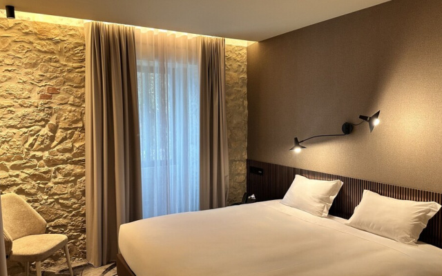 Leiriartem Hotel
