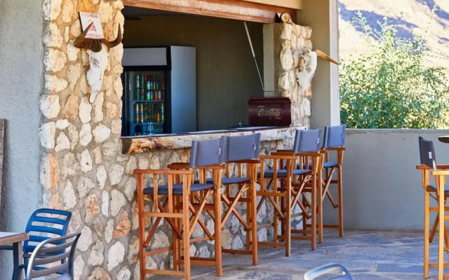 Solitaire Desert Farm