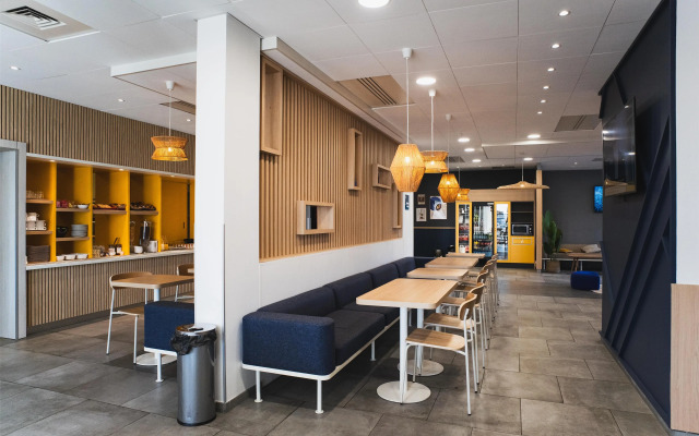 Kyriad ECO - Clermont Ferrand Estaing