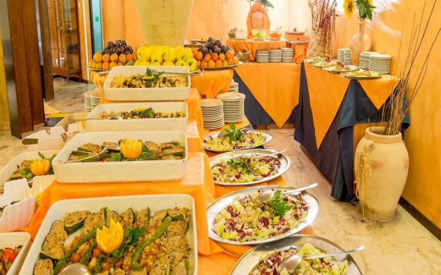 Paradise Beach Resort