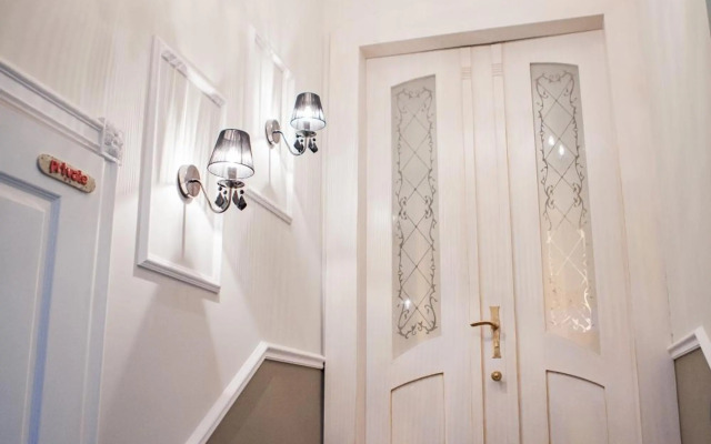 Cherry House Apartments