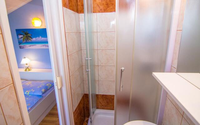 Ankica - pool & garden - A2(8)