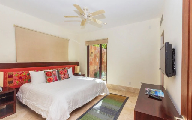 Sunny Vacation Villa 79