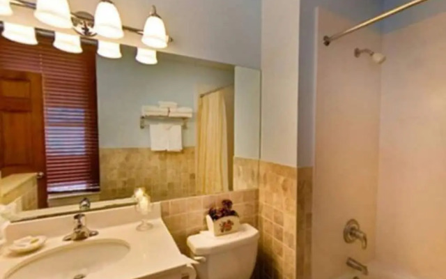 Hotel Alcott