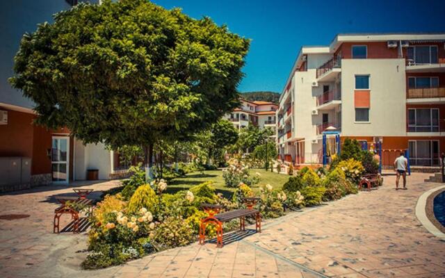 Menada Privilege Fort Beach