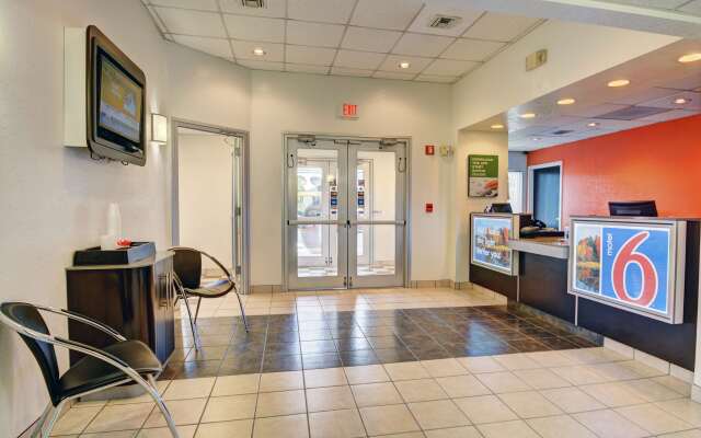 Motel 6 Seekonk, MA - Providence East