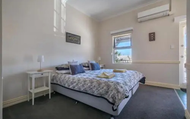 Foreshore Apartment 104