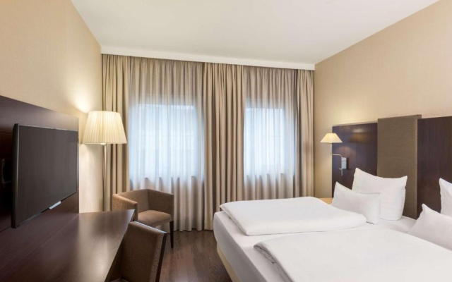 Standard Double room (full double bed) (bed type is subject to availability)