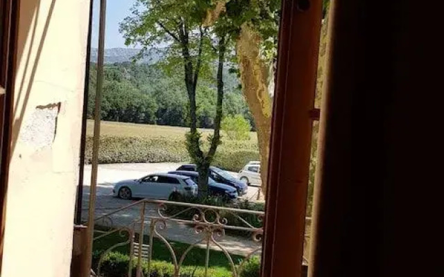 Domaine de Valbrillant Chambres d'hôtes