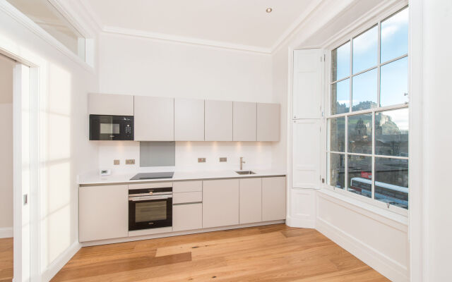 Destiny Scotland - Princes St Residence