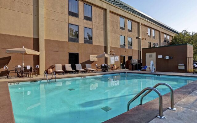 Hampton Inn Atlanta/Woodstock