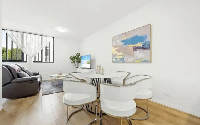 Metawise BnB 2BR Near Airport Pool Gym Train – Guest Rooms – Sydney
