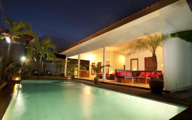 Premium Villas Seminyak 2