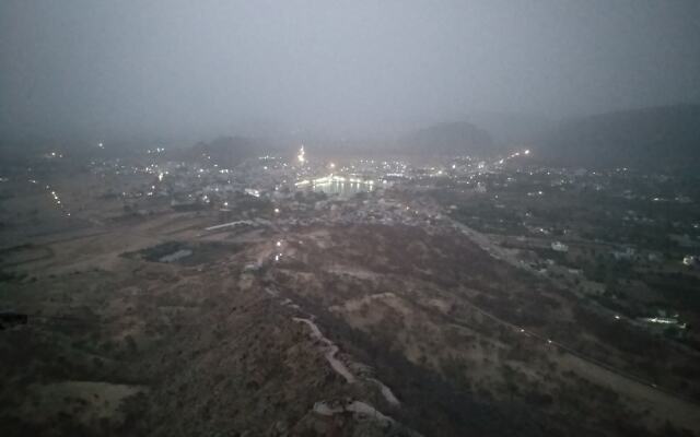 Hotel radhika palace pushkar