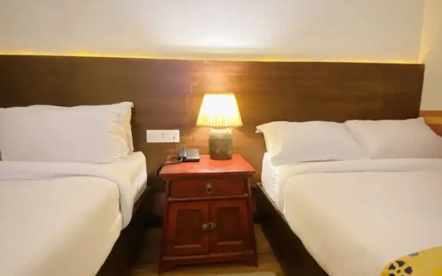 Three Jewels Boutique Hotel