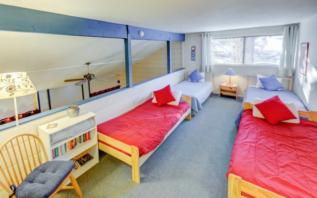 Mountain Shadows B08 - One Bedroom Condo