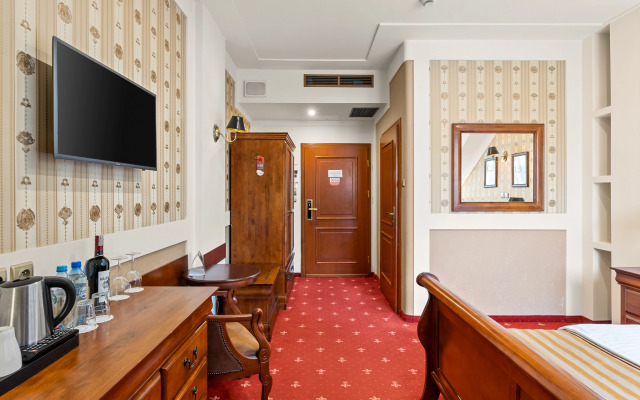 Hotel Diament Arsenal Palace Katowice/Chorzów