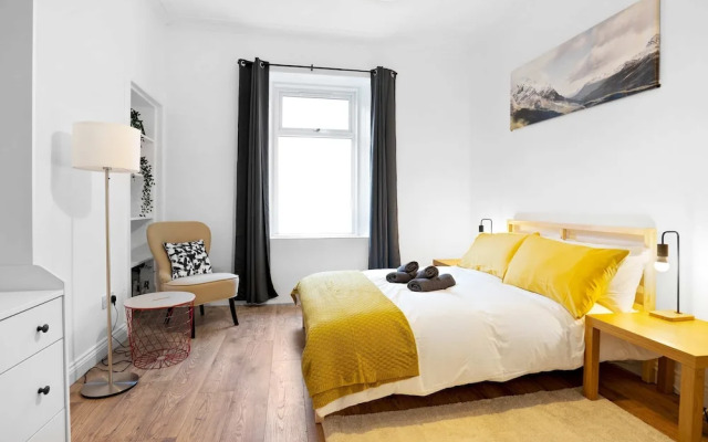 2 Bed-ground Floor-free Parking