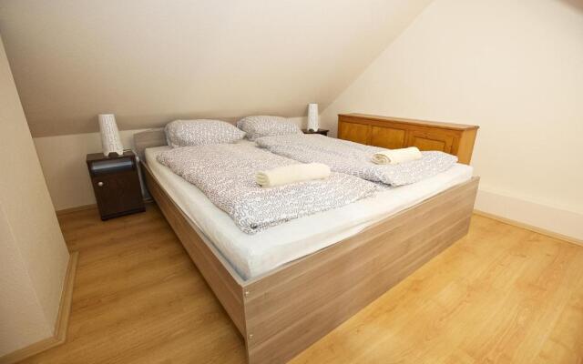 Zoli Apartmanok-Adri Kölcsey 32