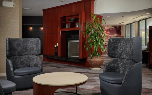Courtyard by Marriott Bristol