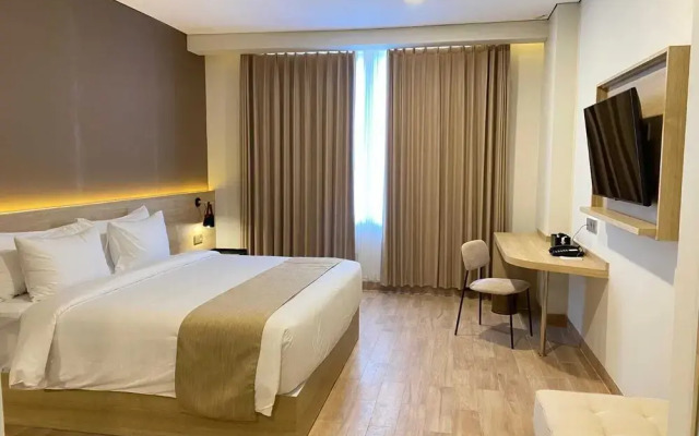 University Hotel UMY
