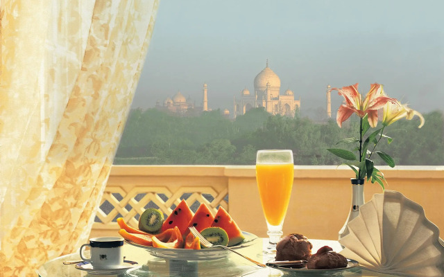 The Oberoi Amarvilas, Agra