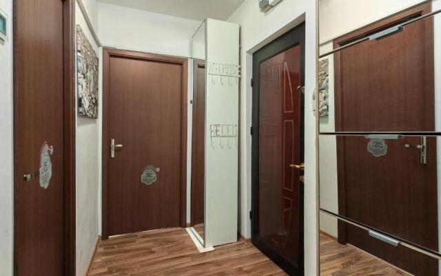 Stone Gate Apartment #2