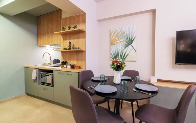 Charming Delphi Residence in Athens