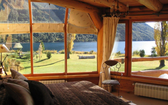 Estancia Peuma Hue Carre Lauken